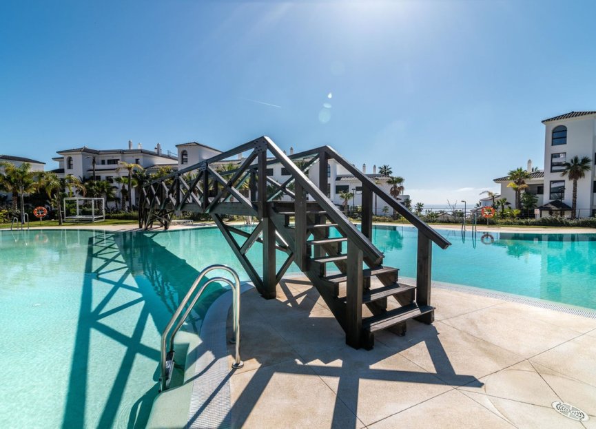 Resale - Apartment - Penthouse - Estepona - Estepona Centro