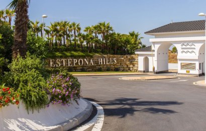 Resale - Apartment - Penthouse - Estepona - Estepona Centro