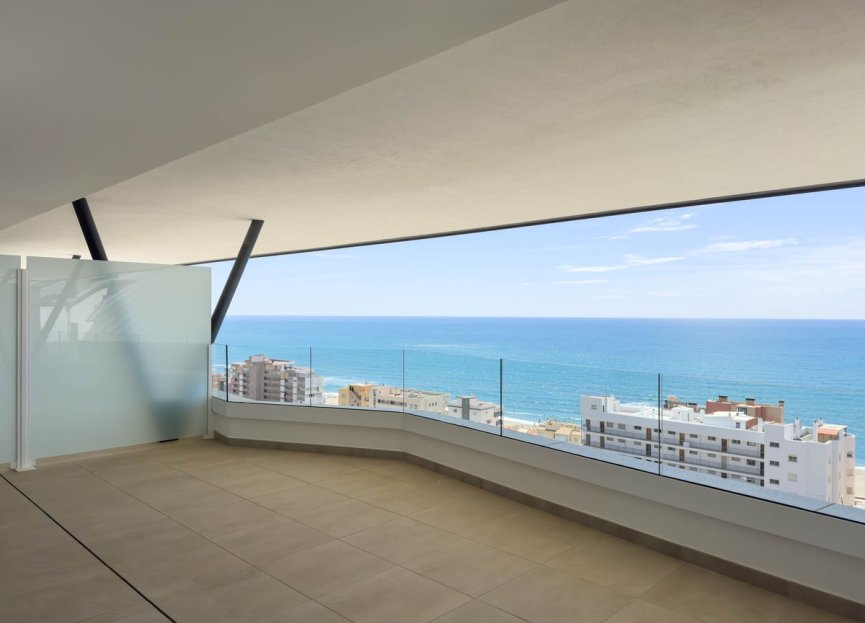 Resale - Apartment - Middle Floor Apartment - Fuengirola - Fuengirola Centro