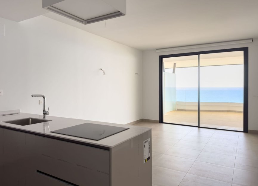 Resale - Apartment - Middle Floor Apartment - Fuengirola - Fuengirola Centro