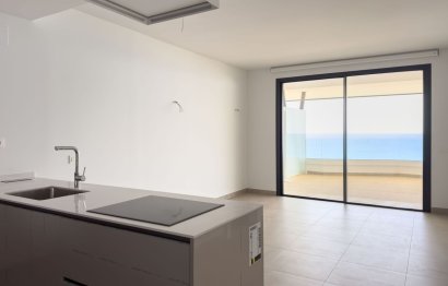 Resale - Apartment - Middle Floor Apartment - Fuengirola - Fuengirola Centro