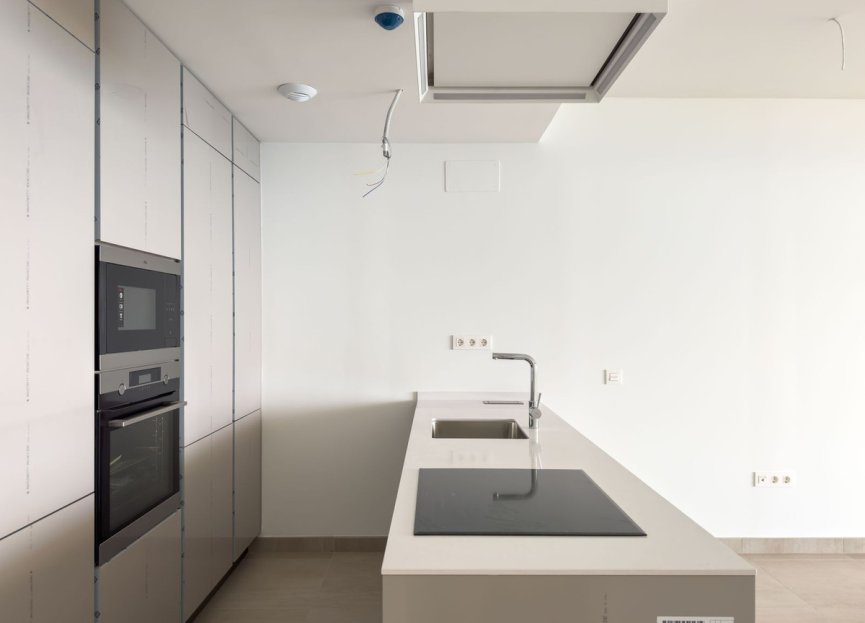 Resale - Apartment - Middle Floor Apartment - Fuengirola - Fuengirola Centro