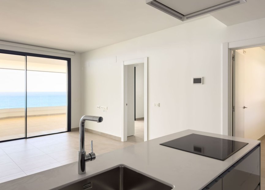 Resale - Apartment - Middle Floor Apartment - Fuengirola - Fuengirola Centro