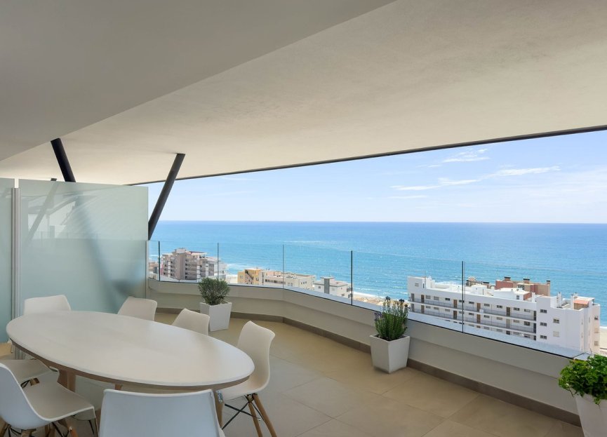Resale - Apartment - Middle Floor Apartment - Fuengirola - Fuengirola Centro