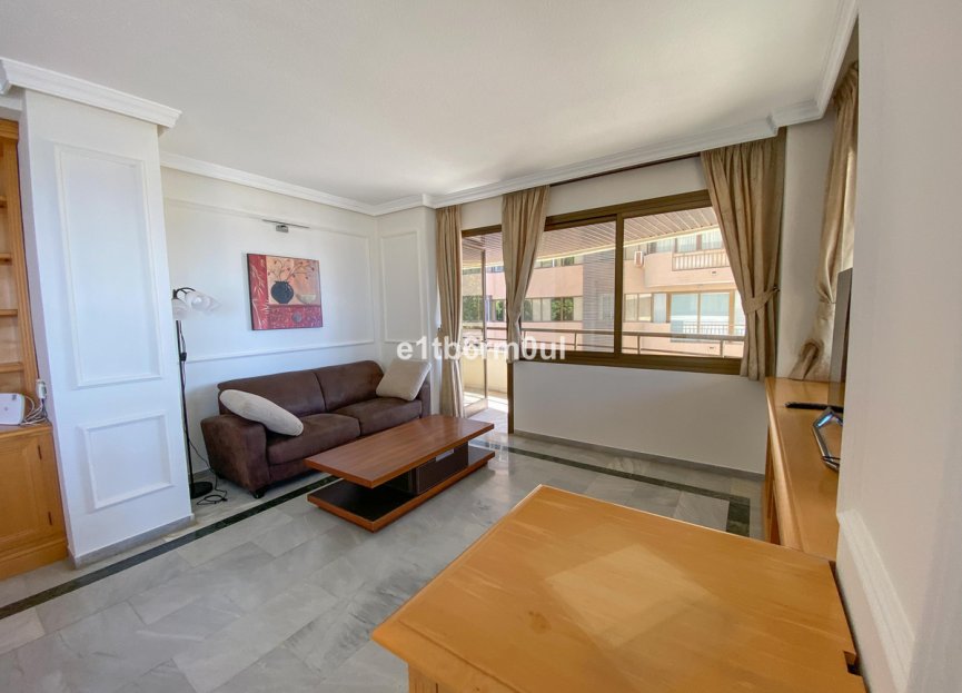 Resale - Apartment - Middle Floor Apartment - Marbella - Marbella Centro