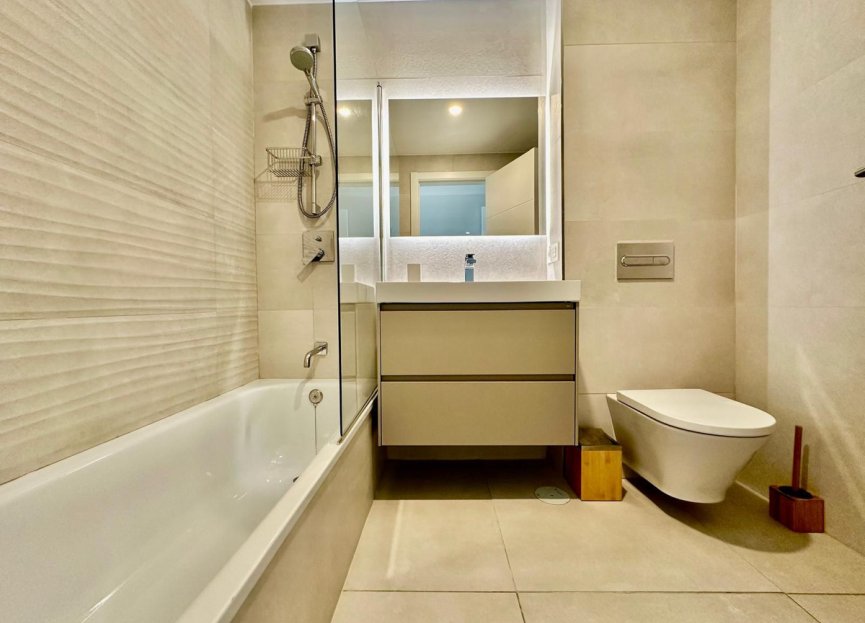 Resale - Ground floor apartment - Marbella - Elviria