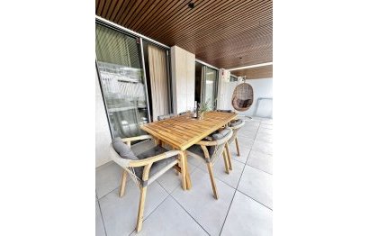 Resale - Ground floor apartment - Marbella - Elviria