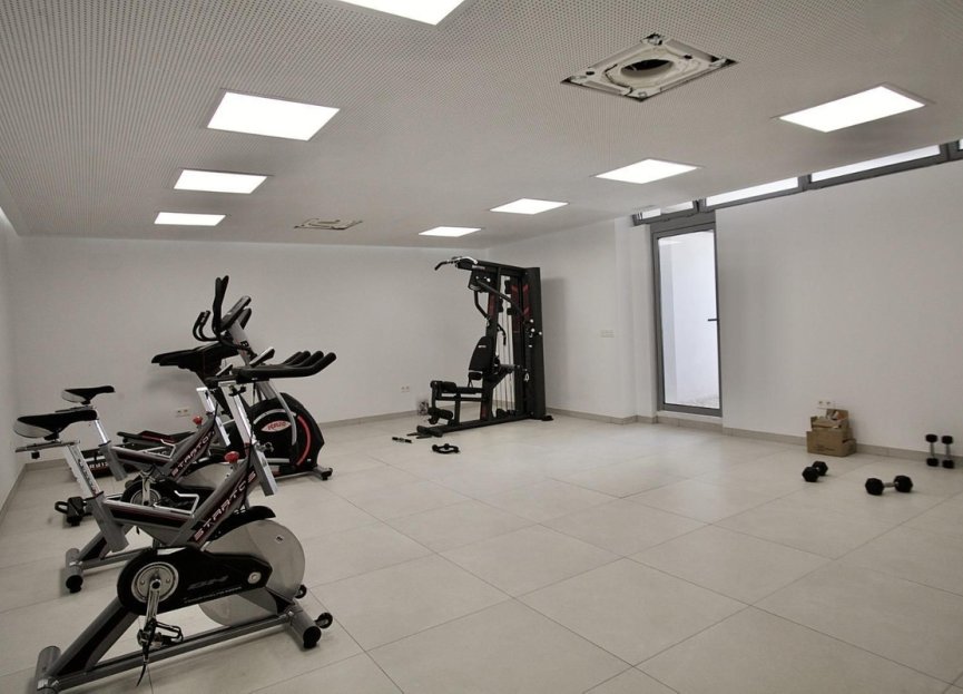 Resale - Ground floor apartment - Marbella - Elviria