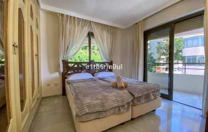 Resale - Apartment - Middle Floor Apartment - Marbella - Marbella Centro