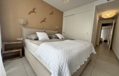 Resale - Apartment - Middle Floor Apartment - Marbella - Elviria