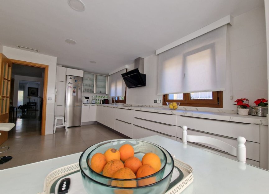 Resale - House - Semi-Detached House - Marbella - Marbella Centro