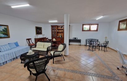 Resale - House - Semi-Detached House - Marbella - Marbella Centro