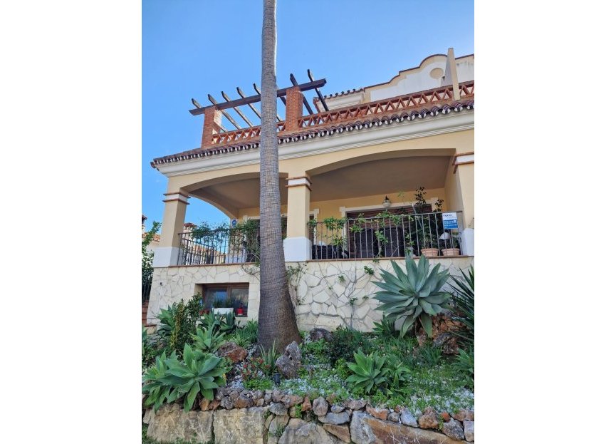 Resale - House - Semi-Detached House - Marbella - Marbella Centro