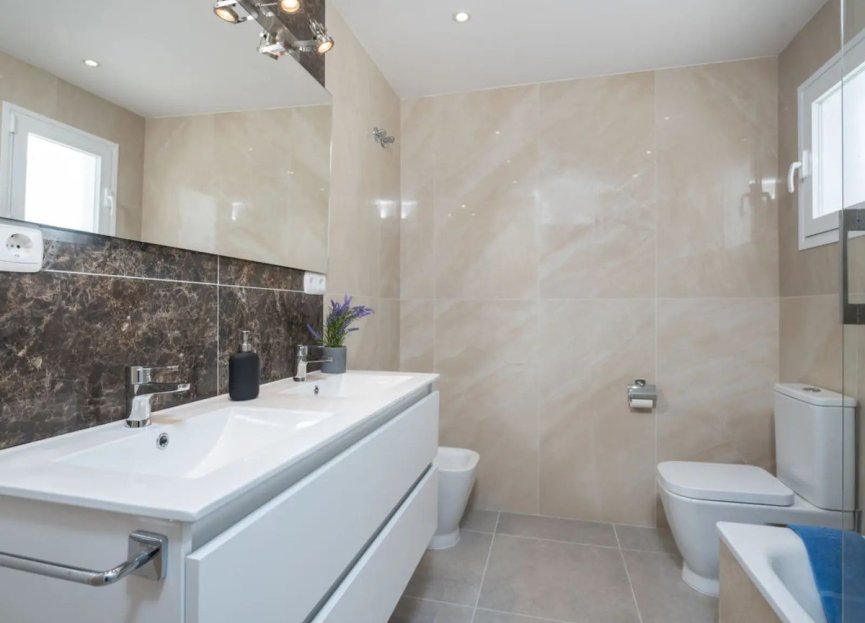 Reventa - House - Townhouse - Estepona - Atalaya