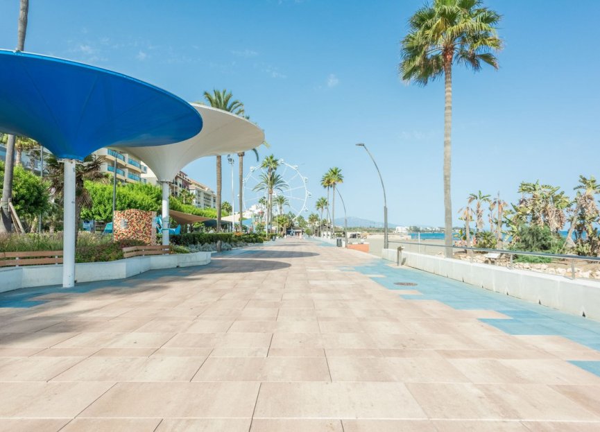 Resale - Apartment - Middle Floor Apartment - Estepona - Estepona Centro