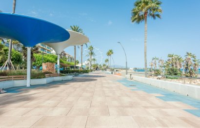 Resale - Apartment - Middle Floor Apartment - Estepona - Estepona Centro