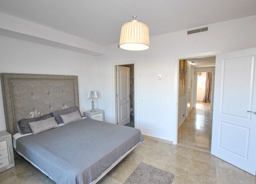 Resale - House - Townhouse - Marbella - Cabopino