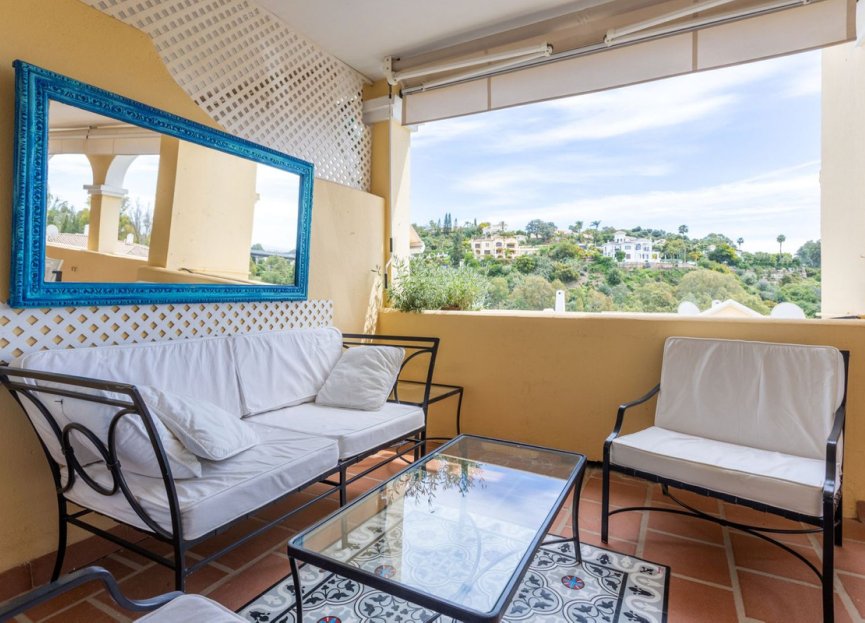 Resale - Apartment - Middle Floor Apartment - Benahavís - La Quinta