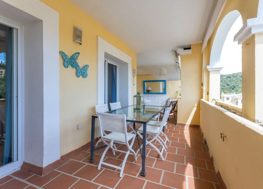 Resale - Apartment - Middle Floor Apartment - Benahavís - La Quinta