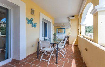 Resale - Apartment - Middle Floor Apartment - Benahavís - La Quinta