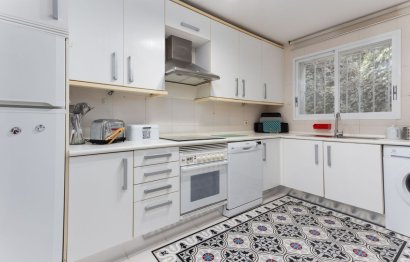 Resale - Apartment - Middle Floor Apartment - Benahavís - La Quinta