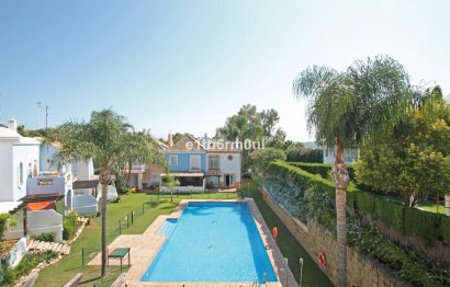 Resale - House - Townhouse - Marbella - Nueva Andalucia