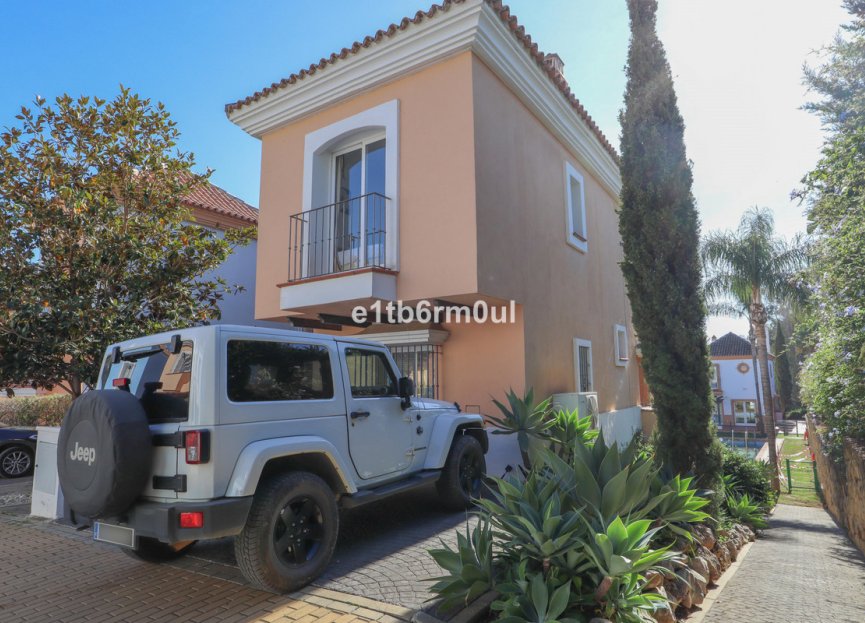 Resale - House - Townhouse - Marbella - Nueva Andalucia