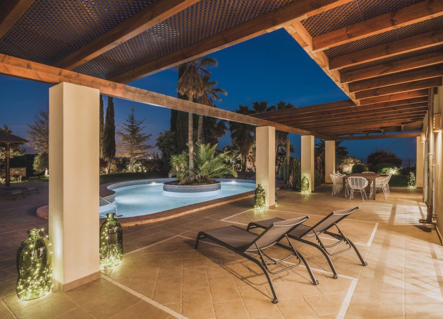 Reventa - House - Detached Villa - Estepona - Estepona Centro