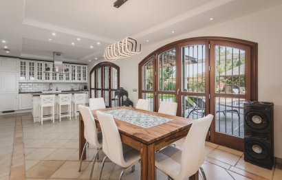 Reventa - House - Detached Villa - Estepona - Estepona Centro