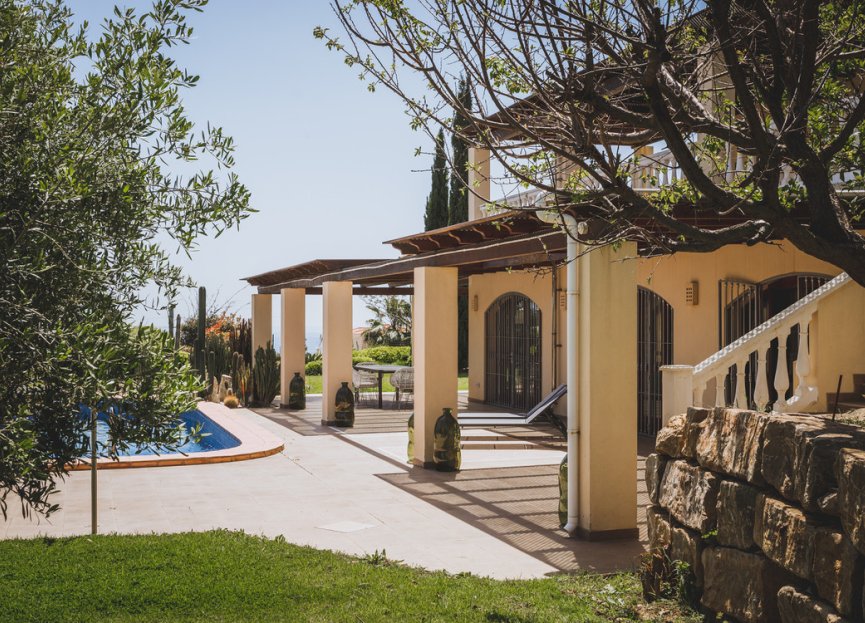 Reventa - House - Detached Villa - Estepona - Estepona Centro