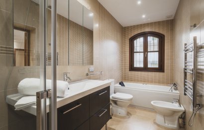 Reventa - House - Detached Villa - Estepona - Estepona Centro