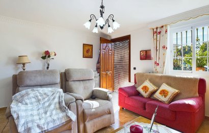 Resale - House - Townhouse - Estepona - Estepona Centro