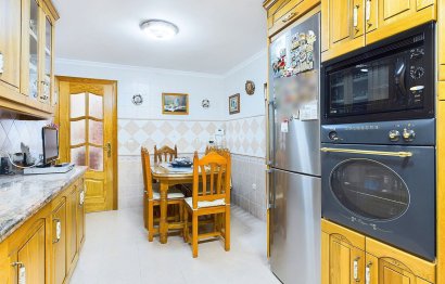 Resale - House - Townhouse - Estepona - Estepona Centro