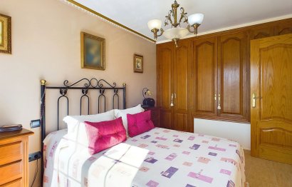 Resale - House - Townhouse - Estepona - Estepona Centro