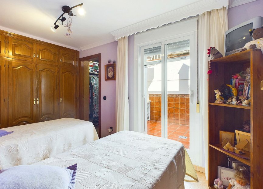 Resale - House - Townhouse - Estepona - Estepona Centro