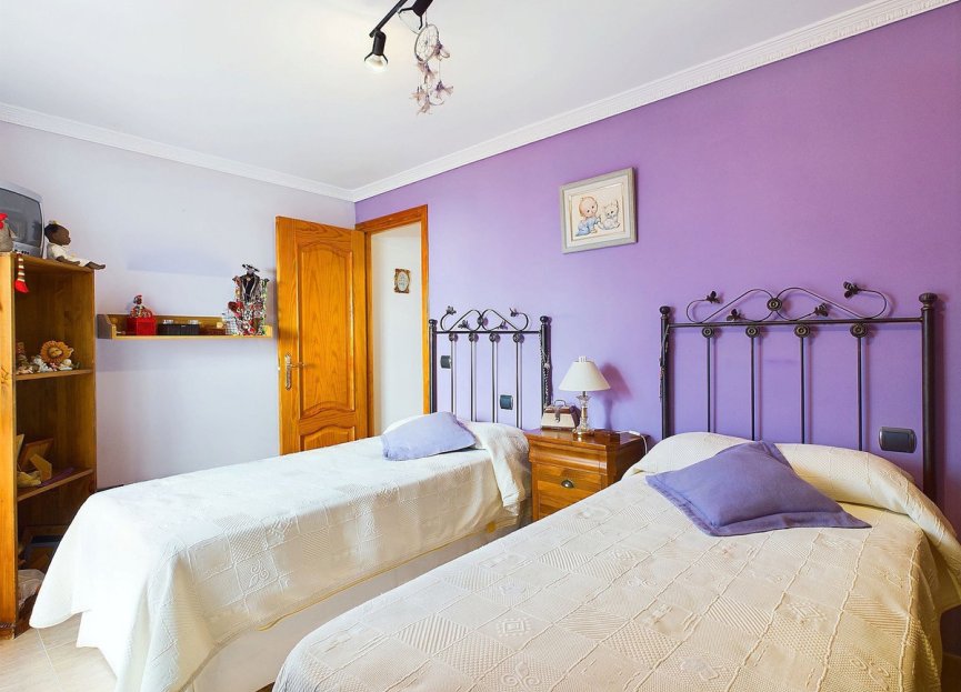 Resale - House - Townhouse - Estepona - Estepona Centro