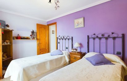 Resale - House - Townhouse - Estepona - Estepona Centro