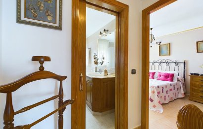 Resale - House - Townhouse - Estepona - Estepona Centro