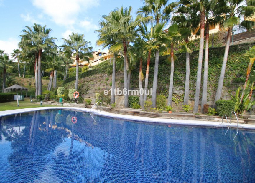 Resale - Apartment - Middle Floor Apartment - Marbella - The Golden Mile