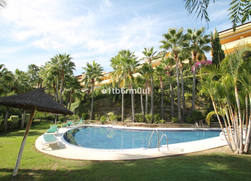 Resale - Apartment - Middle Floor Apartment - Marbella - The Golden Mile