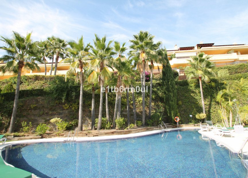 Resale - Apartment - Middle Floor Apartment - Marbella - The Golden Mile