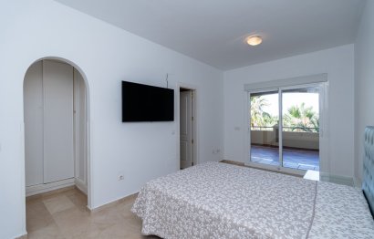 Resale - Ground floor apartment - Marbella - Elviria