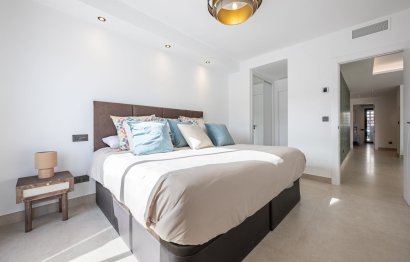 Resale - Apartment - Middle Floor Apartment - Marbella - Nueva Andalucia