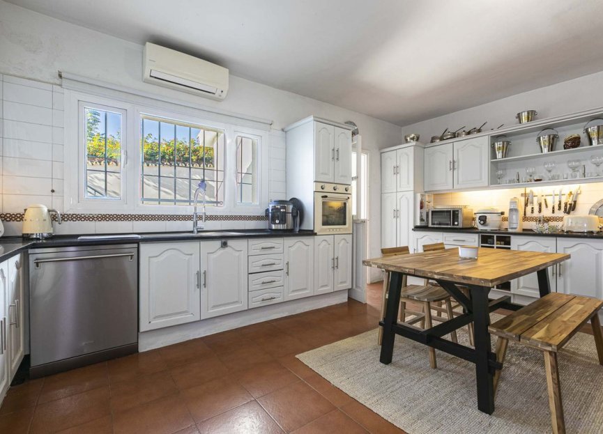 Resale - House - Detached Villa - Marbella - San Pedro De Alcantara