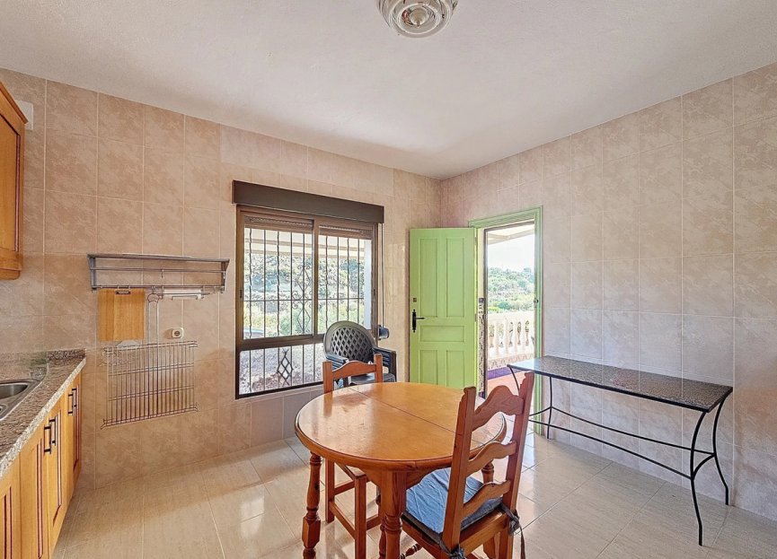 Reventa - House - Finca - Cortijo - Estepona - El Padron