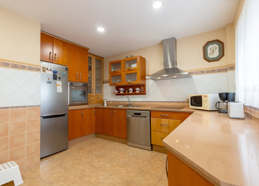 Reventa - Apartment - Middle Floor Apartment - Estepona - Estepona Centro