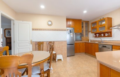 Reventa - Apartment - Middle Floor Apartment - Estepona - Estepona Centro