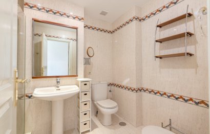 Reventa - Apartment - Middle Floor Apartment - Estepona - Estepona Centro