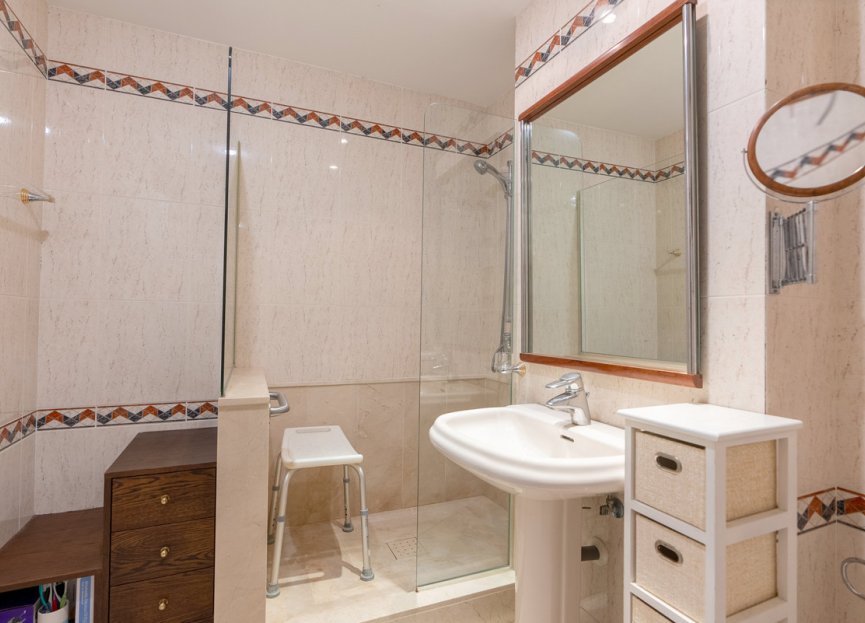 Reventa - Apartment - Middle Floor Apartment - Estepona - Estepona Centro