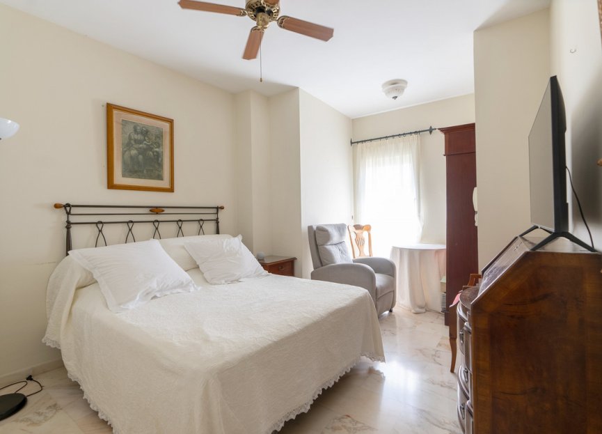 Reventa - Apartment - Middle Floor Apartment - Estepona - Estepona Centro